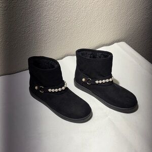 Unisa Black Pearl-Trim Suede Ankle Booties
